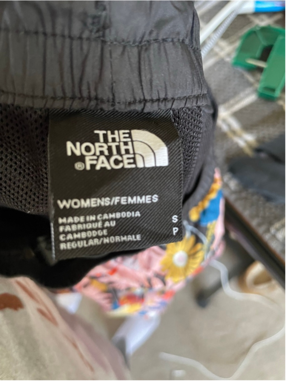 Women's THE NORTH FACE S Track Pants & Joggers Pink Black - Picture 4 of 4